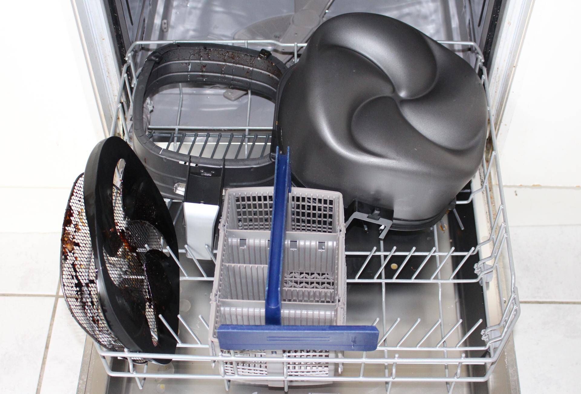 Philips Airfryer XXL in der Spuelmaschine